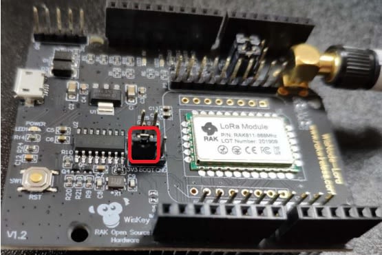 Figure 1: Shorted Boot and 3V3 pins 