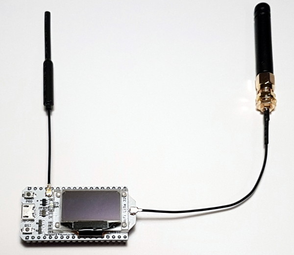 4GHz with antennas 600x520