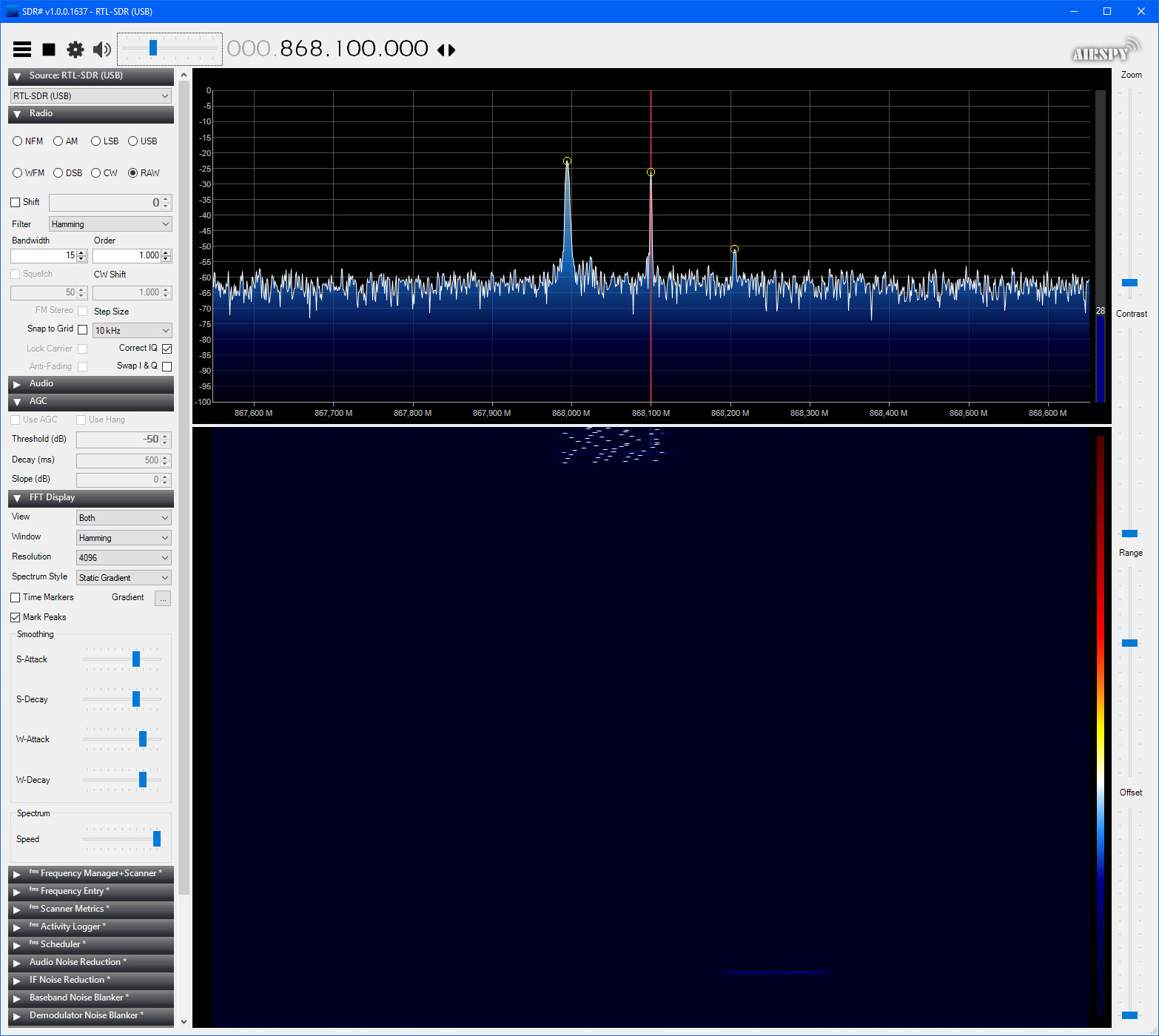 RTL-SDR%20-%20Without%20AGC%20-%20More%20zoomed%20out