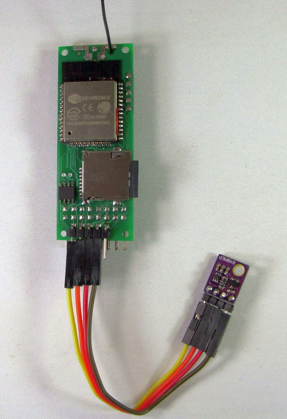 Locator%20ESP32%20Rear